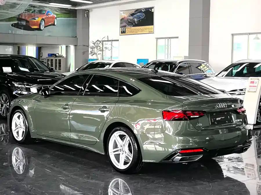 Audi A5 - фото 15