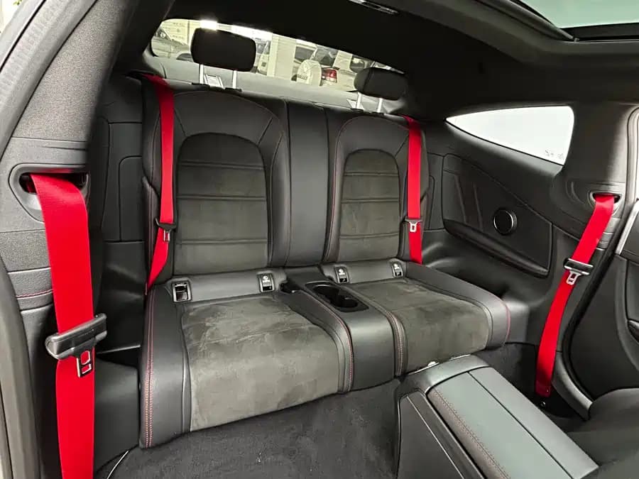Mercedes C-Class - фото 21