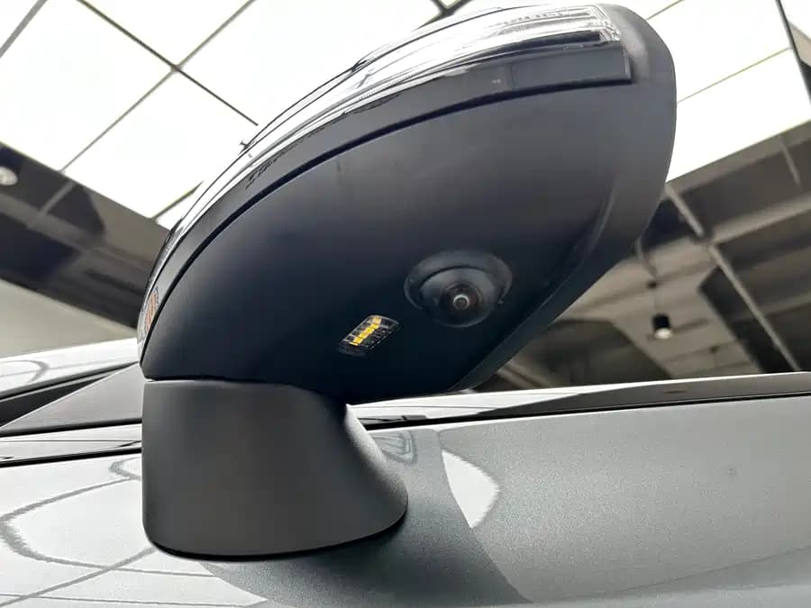 Mercedes C-Class - фото 24