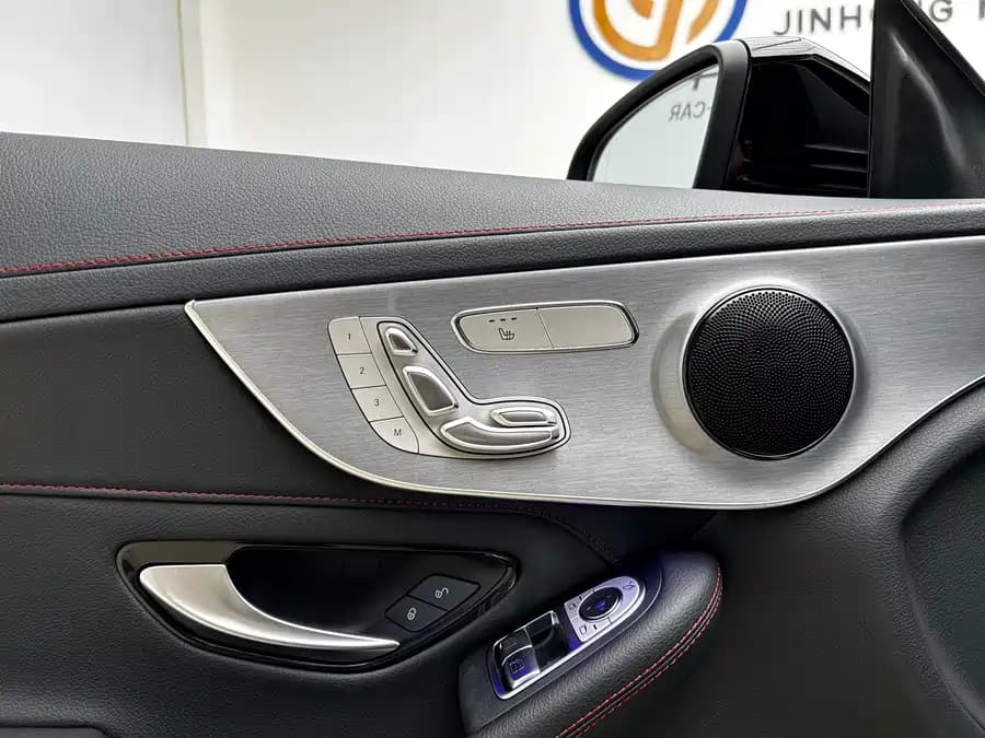 Mercedes C-Class - фото 5
