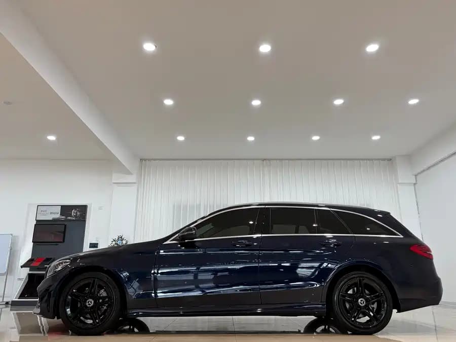 Mercedes C-Class - фото 2