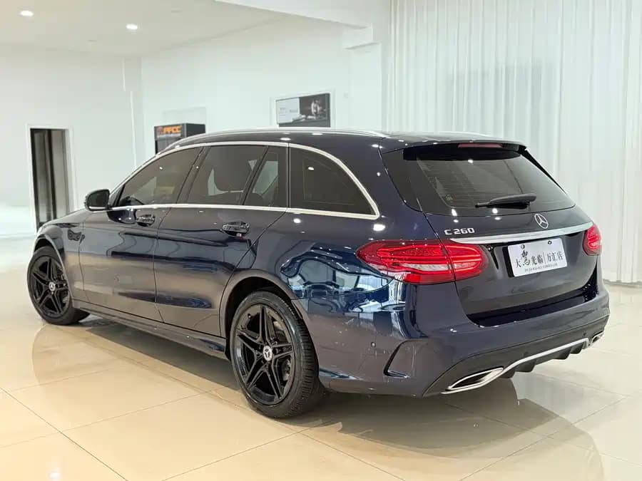 Mercedes C-Class - фото 7