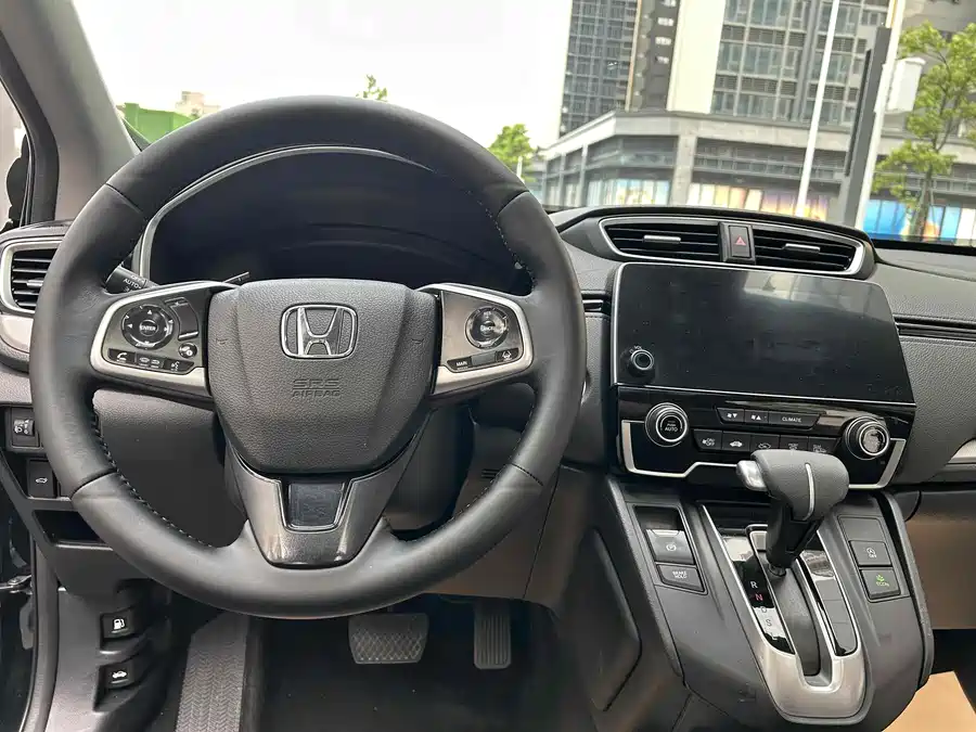 Honda CR-V - фото 12