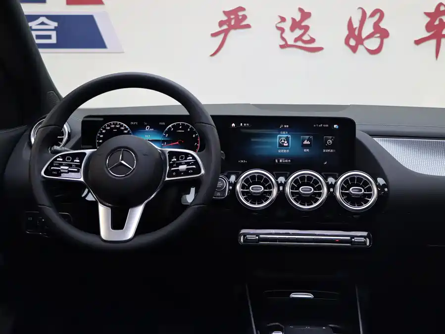 Mercedes GLA - фото 8