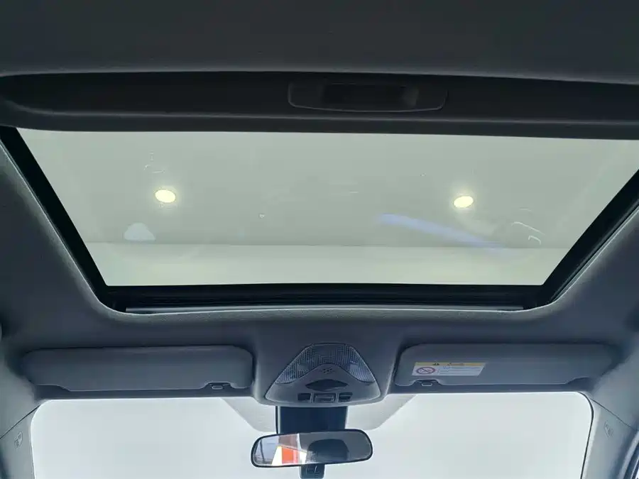 Toyota C-HR - фото 13